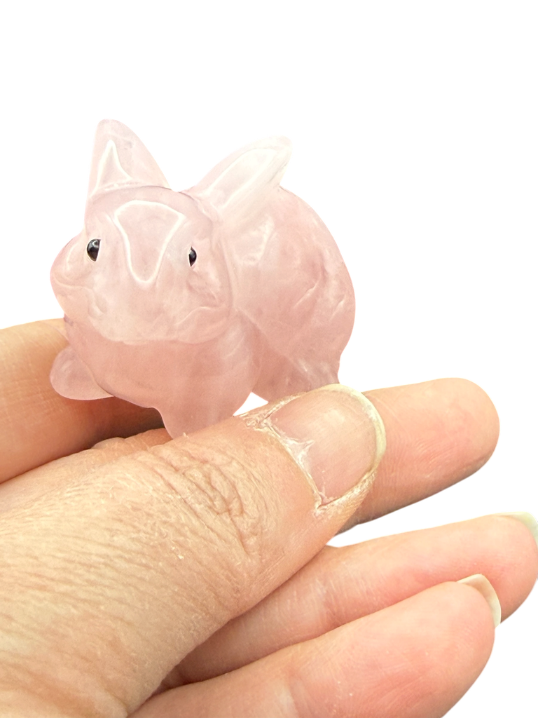 Rosenquarz Carving Hase