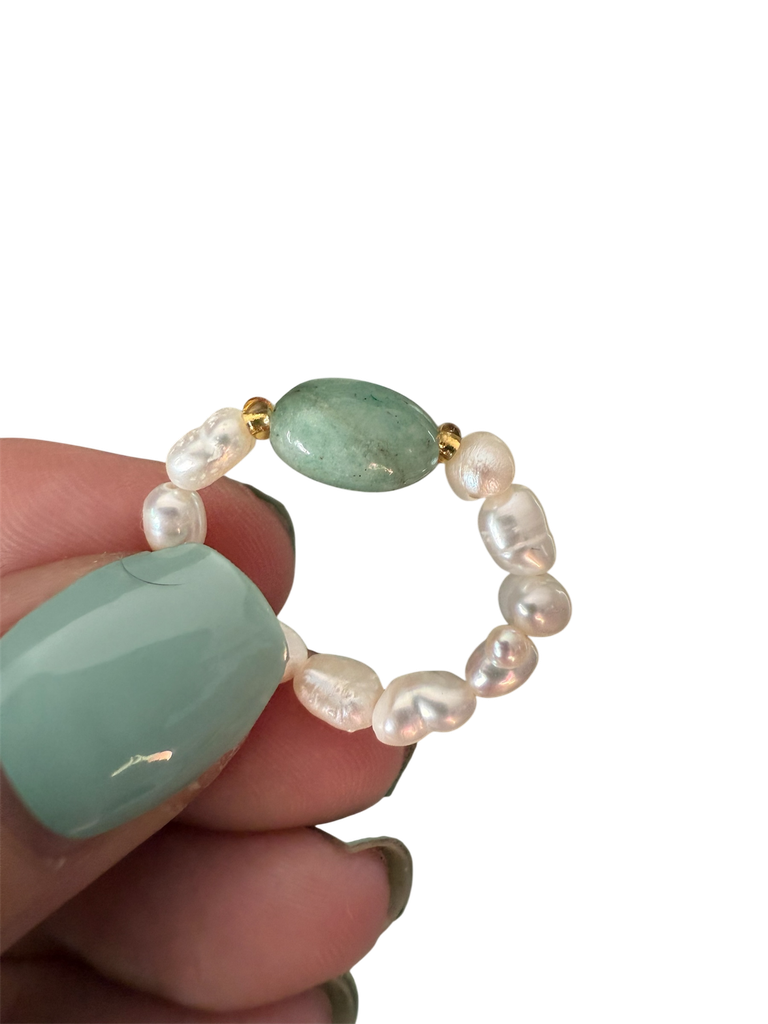 Jade Perlenedelsteinring