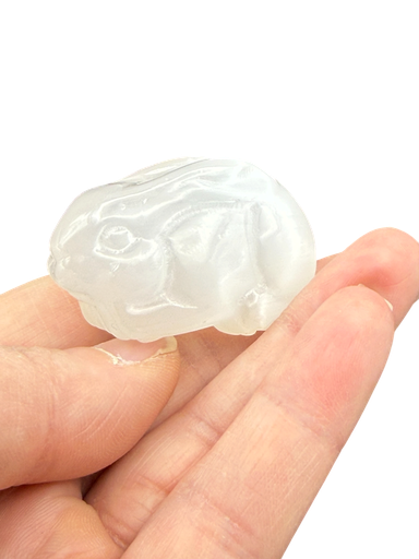 Selenit Carving Hase